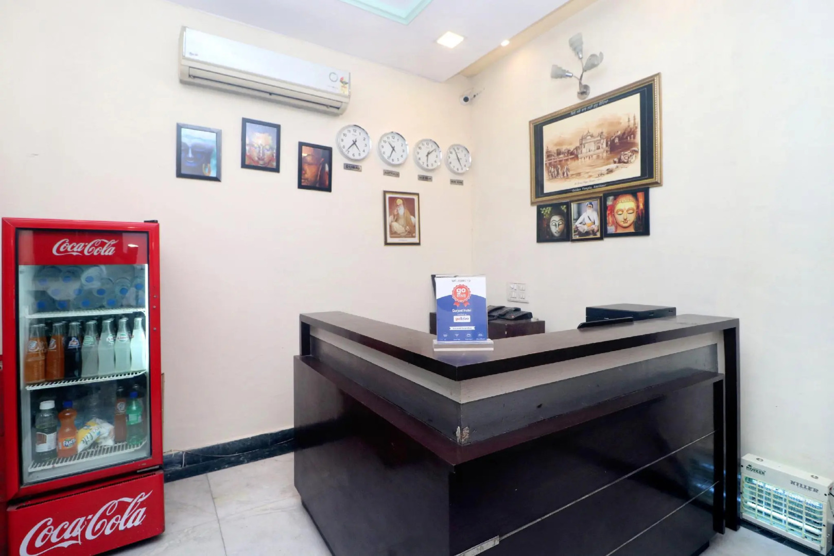 Gurjeet Hotel By Naavagat