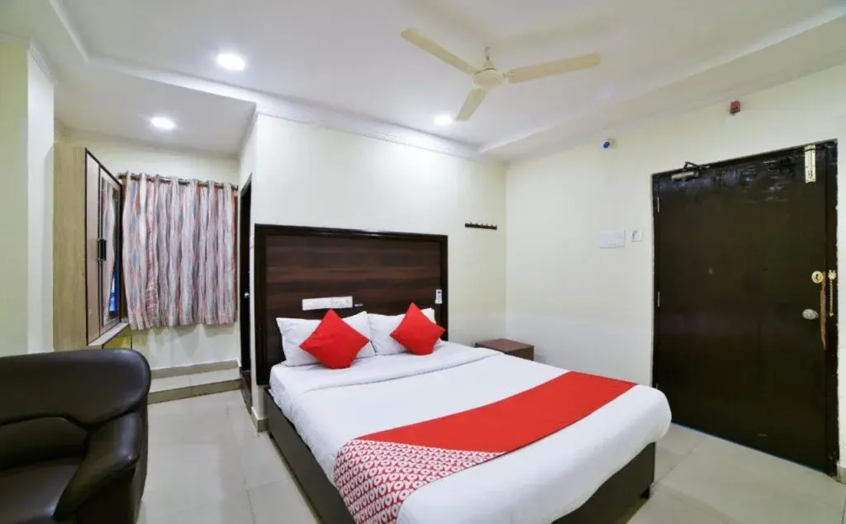 Surya Teja Residencyby OYO Rooms