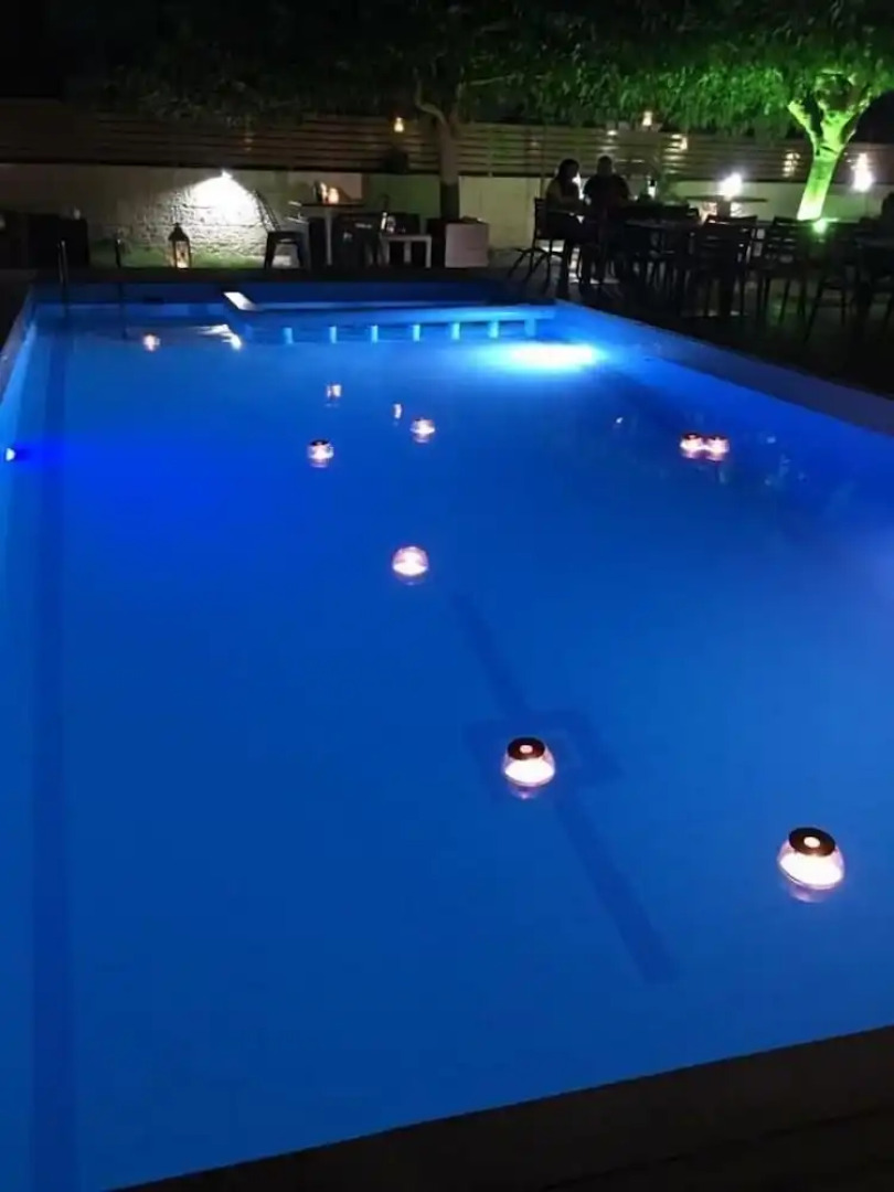 Marika's Aparts & Studios