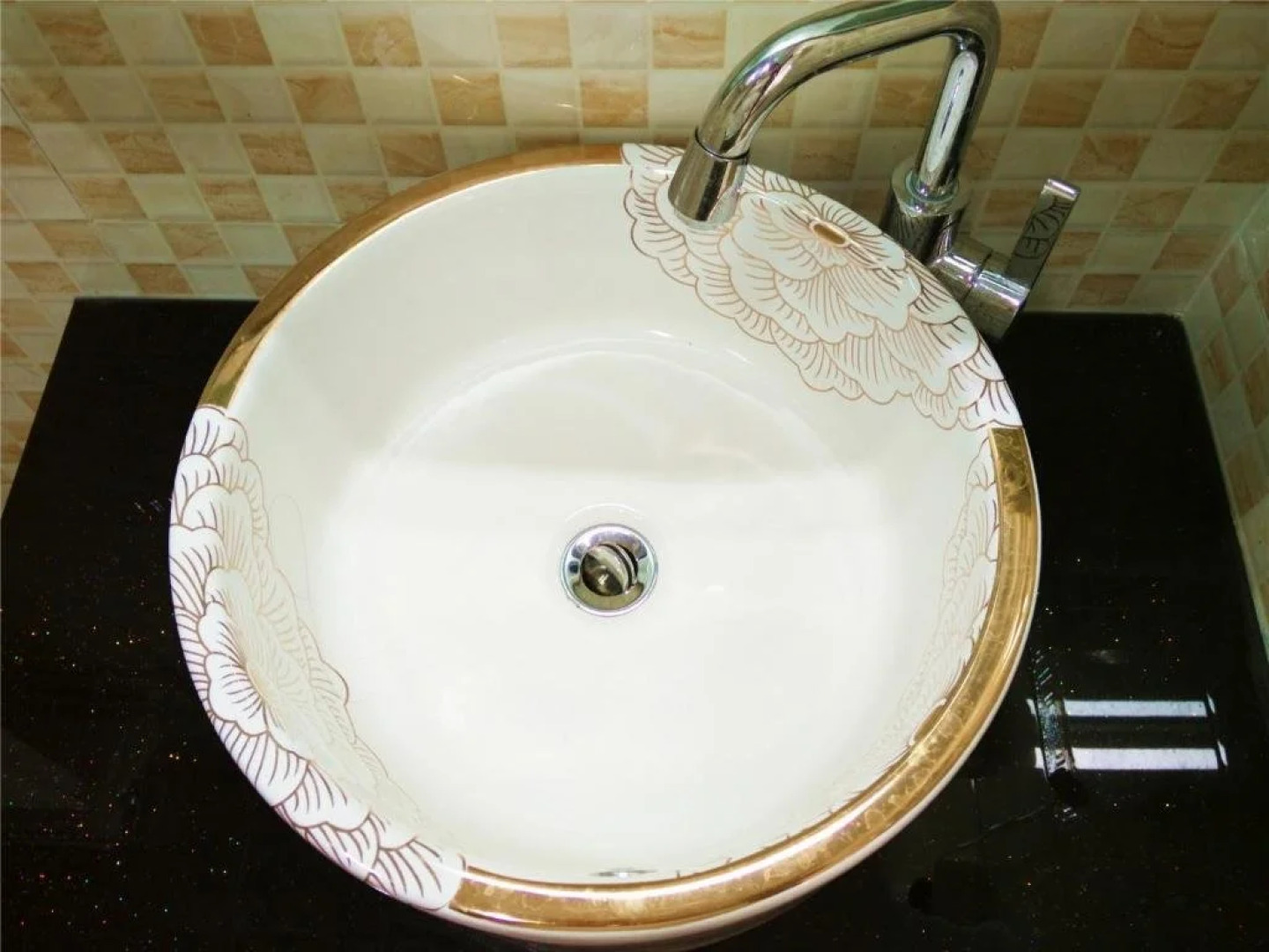 Guilin Yangshuo Jingying Huanle Village Holiday Inn