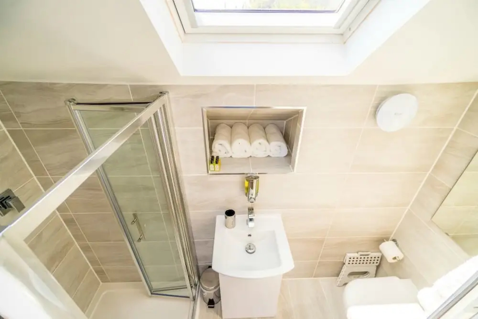 Sea View Holiday Flat - Covehurst Bay