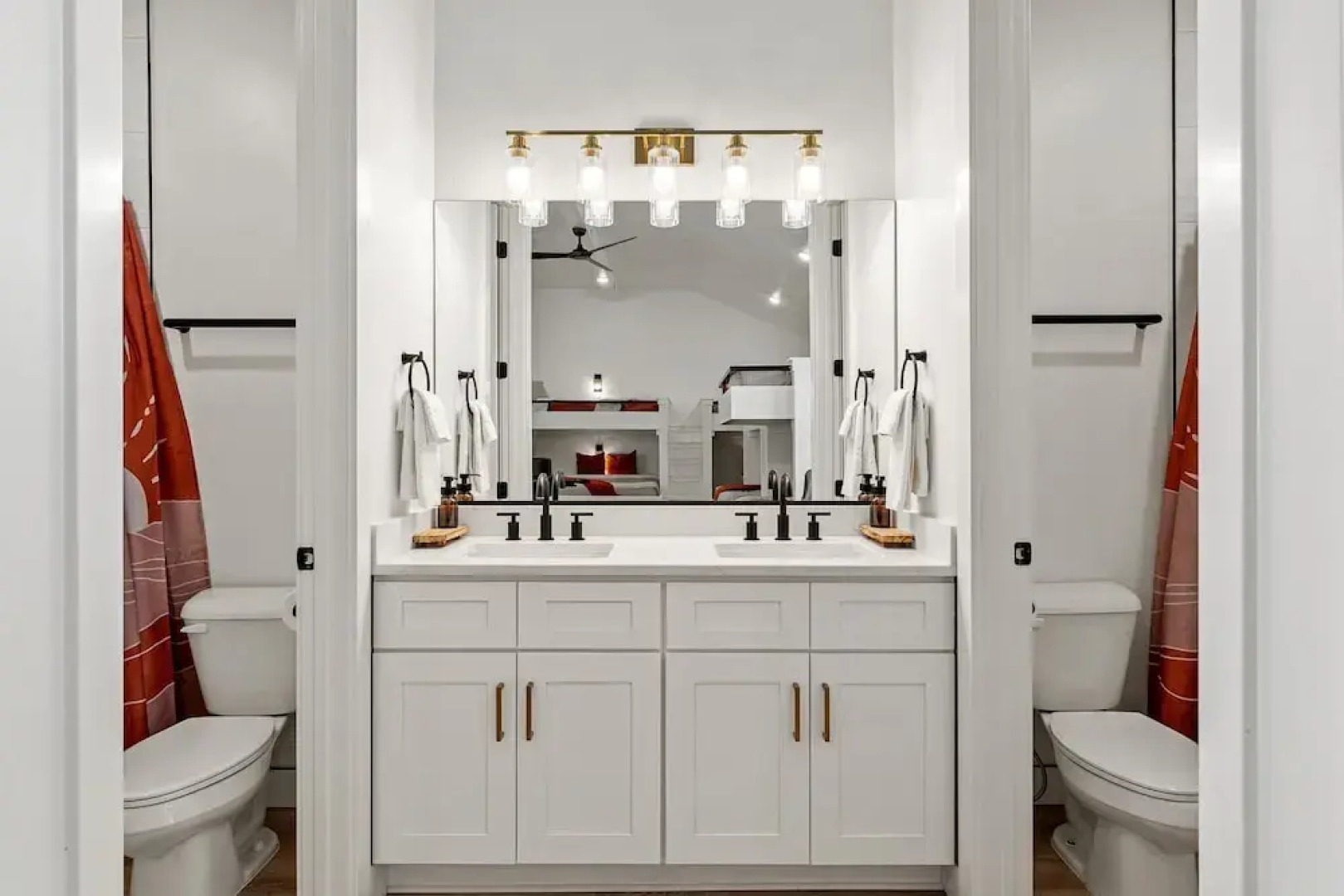 Desert Jewel With Private Gym And Pool 4 Bedroom Townhouse