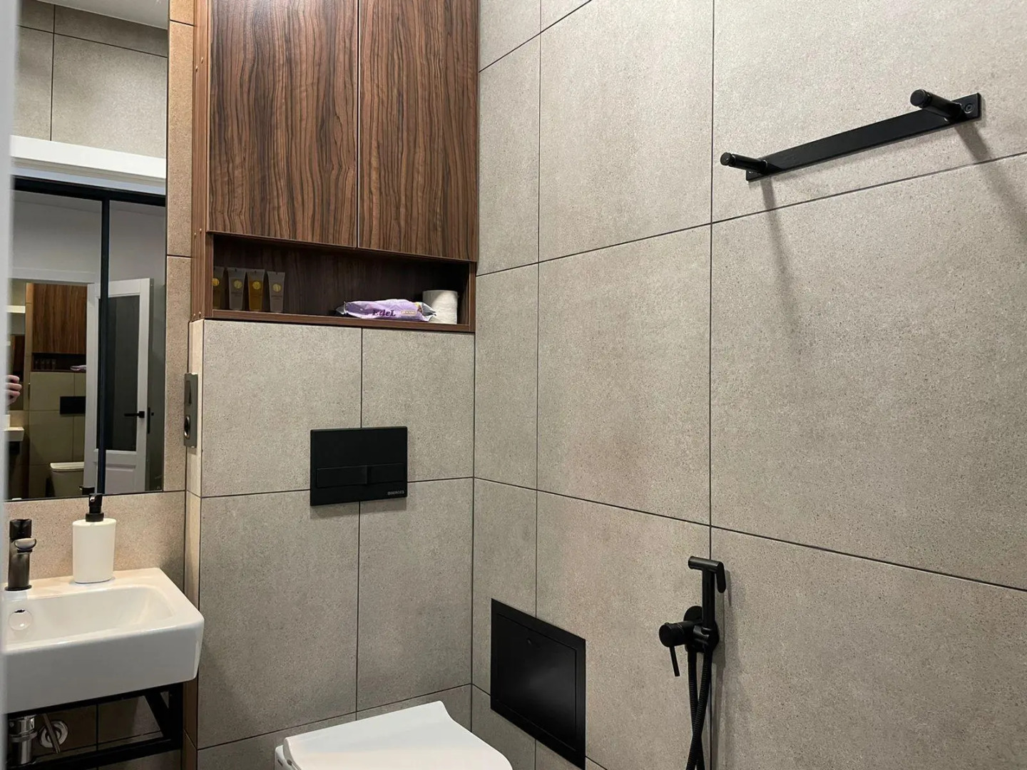 ЖивиТУТ на улице Партизанская 203