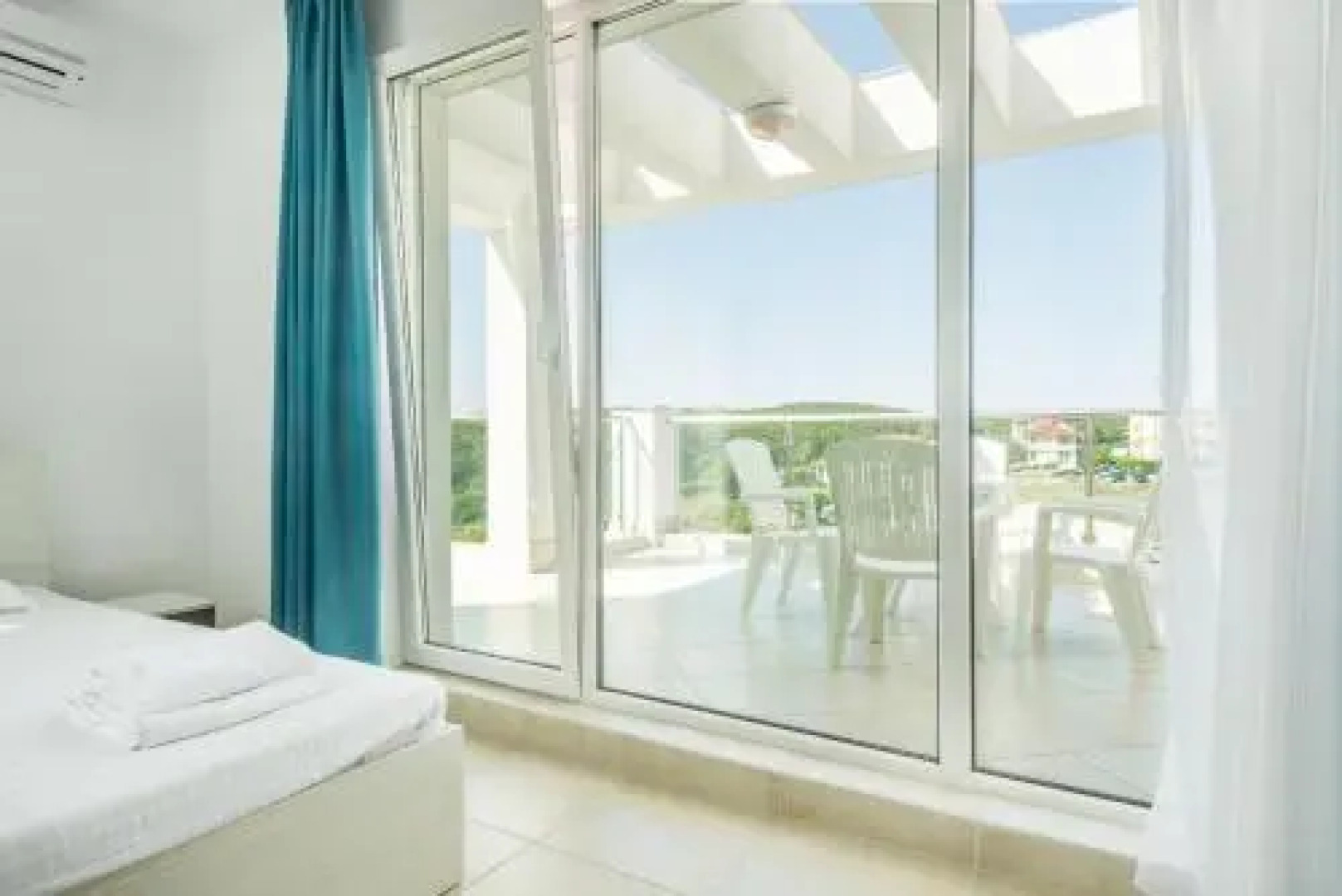 Sea Life Apartments Sinemorets