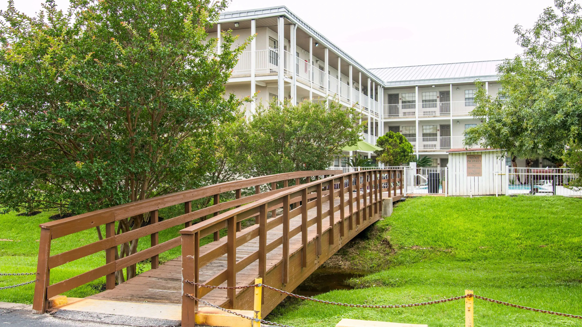 Studio 6 San Antonio, TX - Lackland AFB