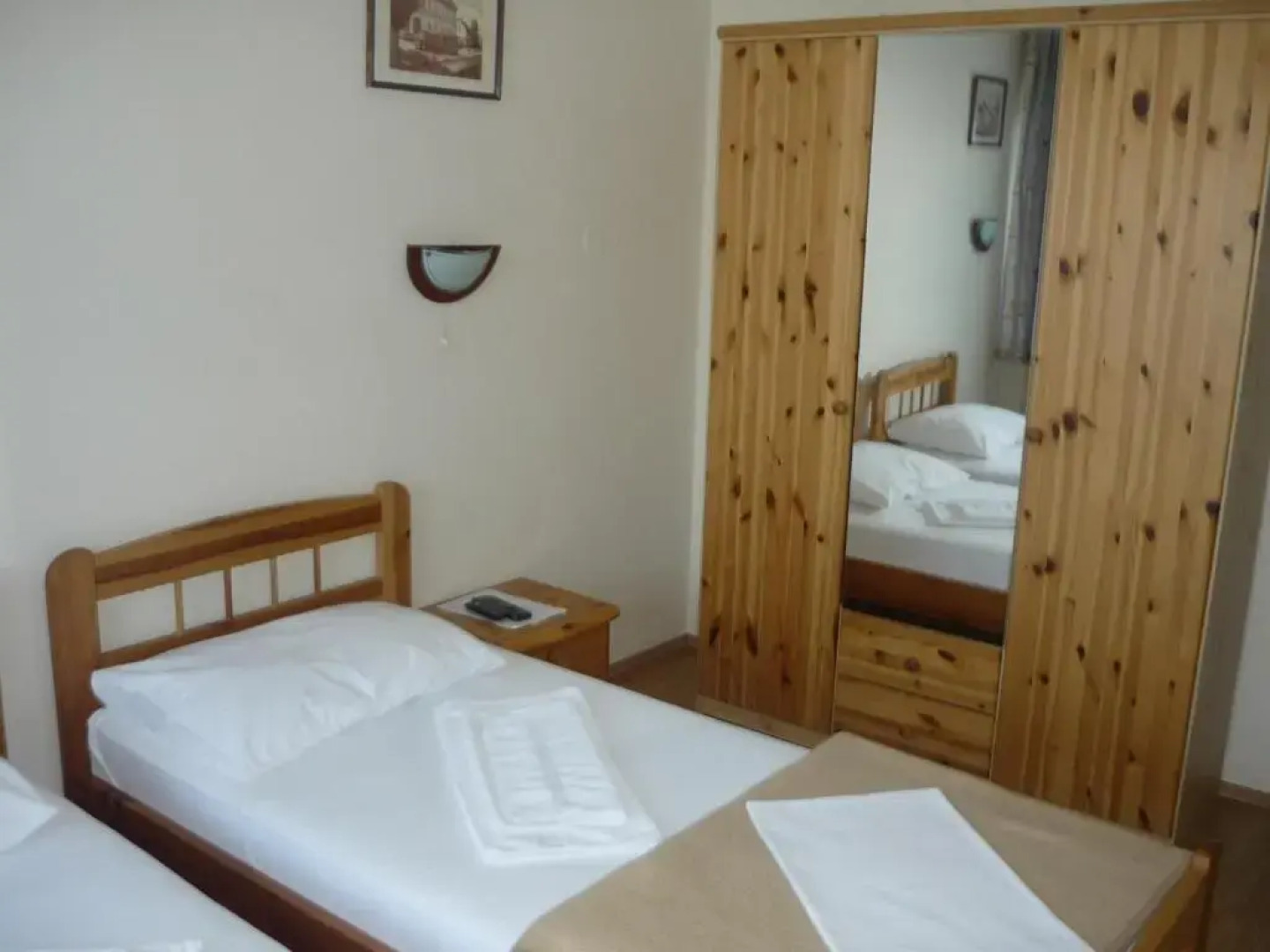 Rooms Bijela Ruža