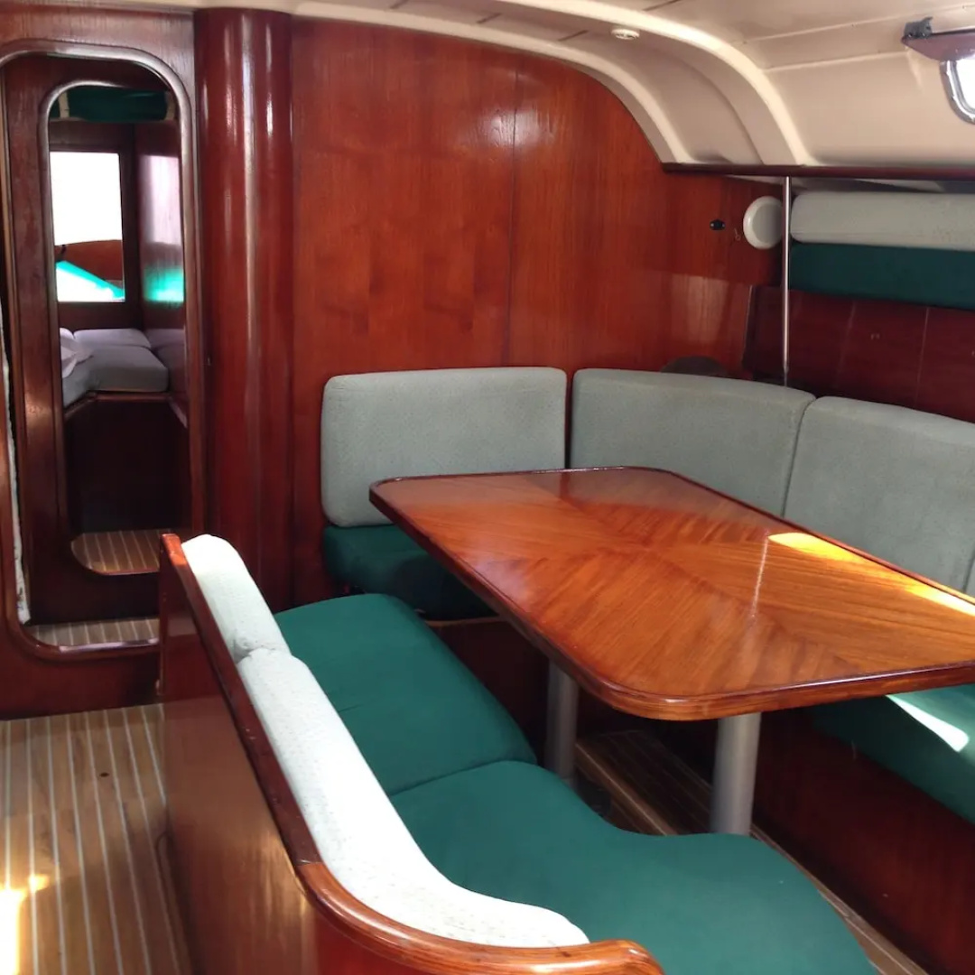 Yacht Yota Bellavita