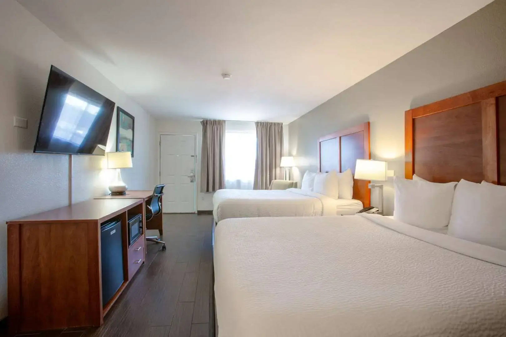 The Hotel Serene Glendale Peoria, Surestay Collection by BW