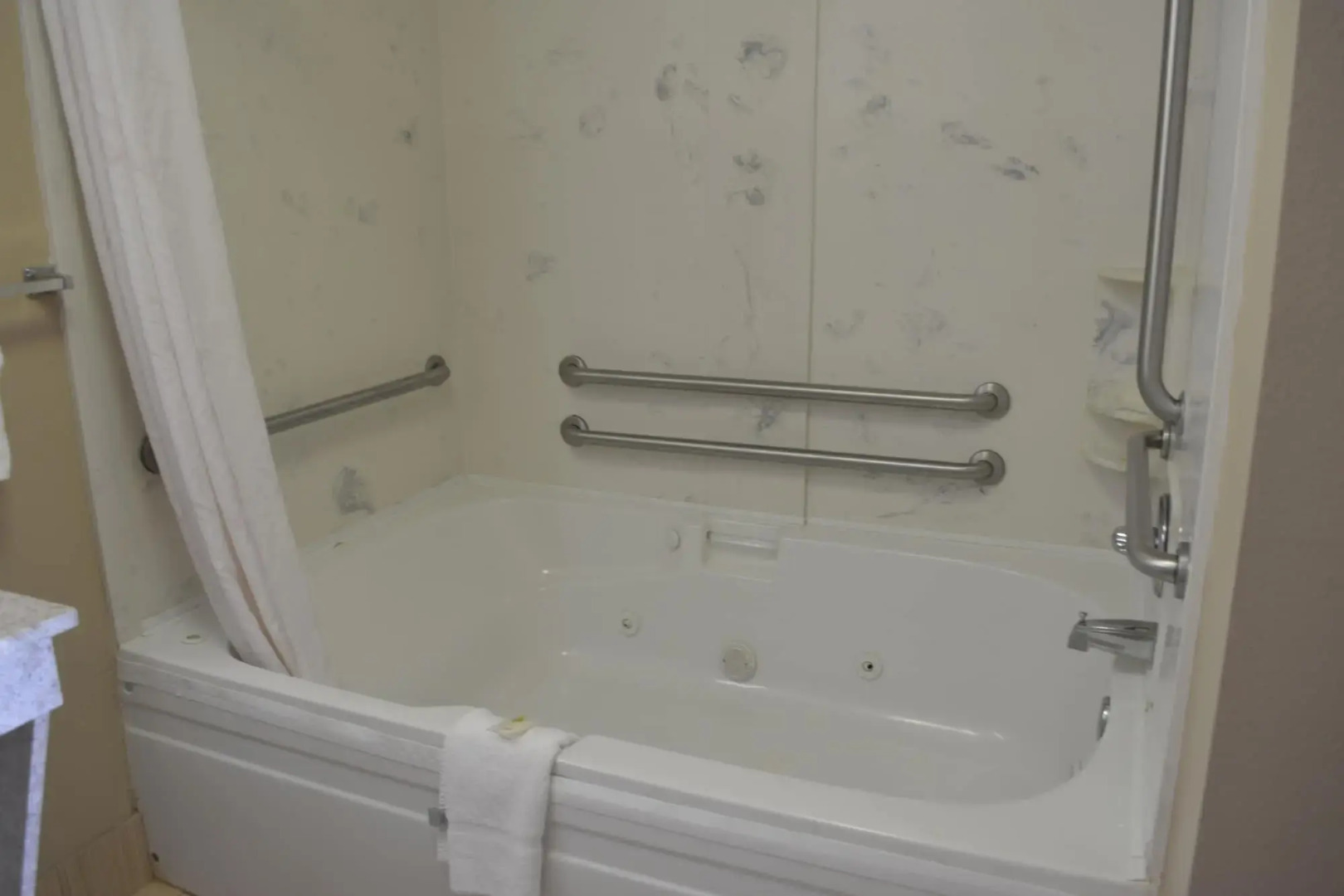 Comfort Inn & Suites Trussville I-59 exit 141