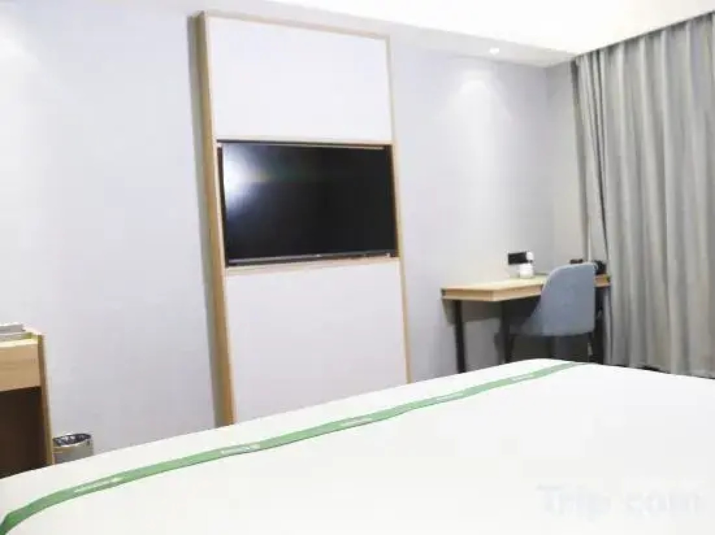 GreenTree Inn (Ganzi Litang 318 National Road Dongcheng Branch)