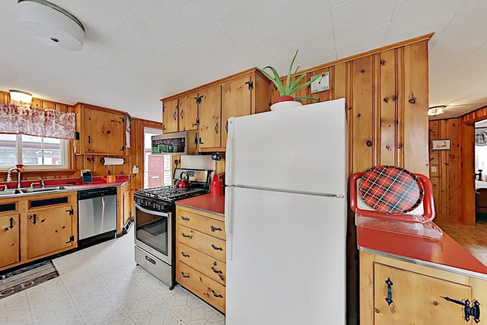 11emerap 4 Bedroom Home