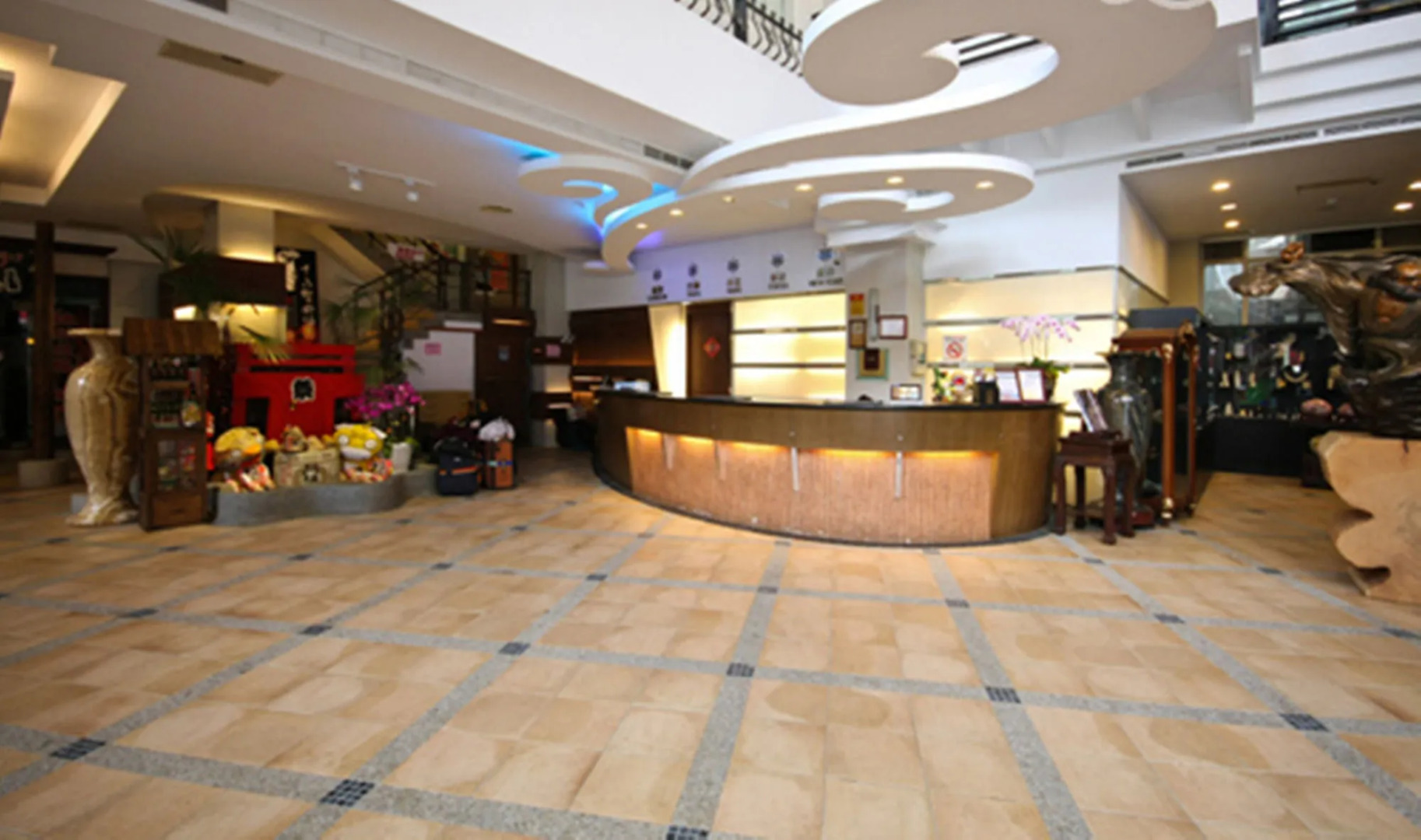 Monster Village Hotel