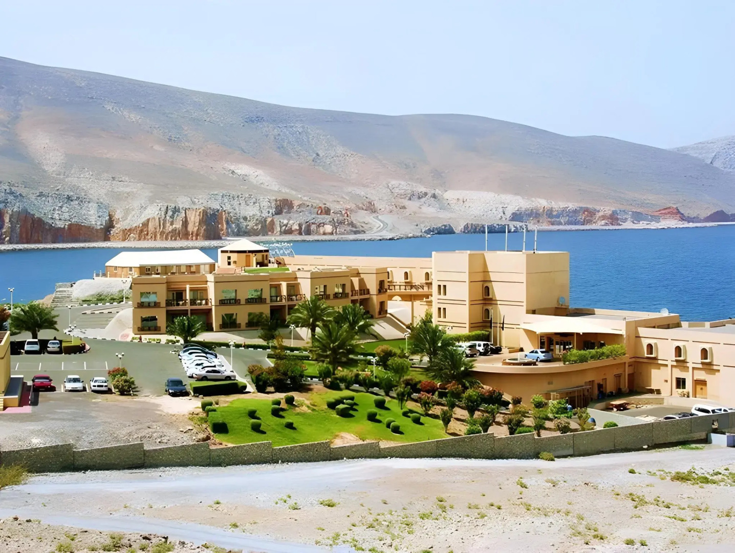 Atana Khasab Hotel