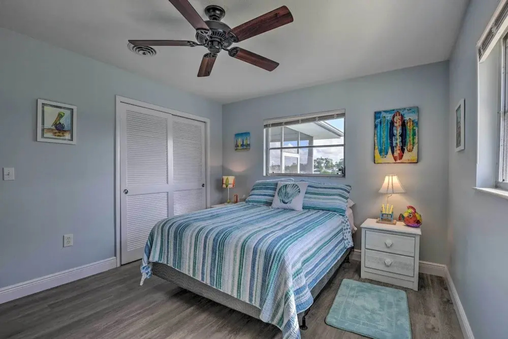 Waterfront Nokomis Escape w/ Dock, Kayaks & Bikes!