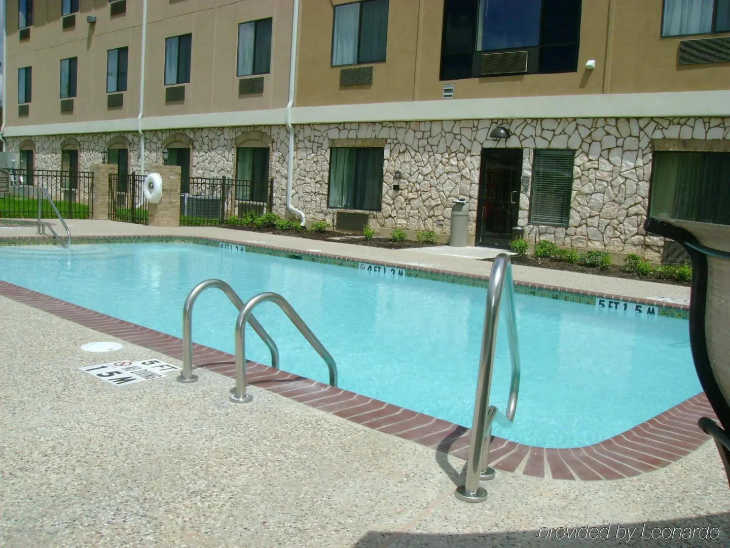 Holiday Inn Express & Suites Center by IHG