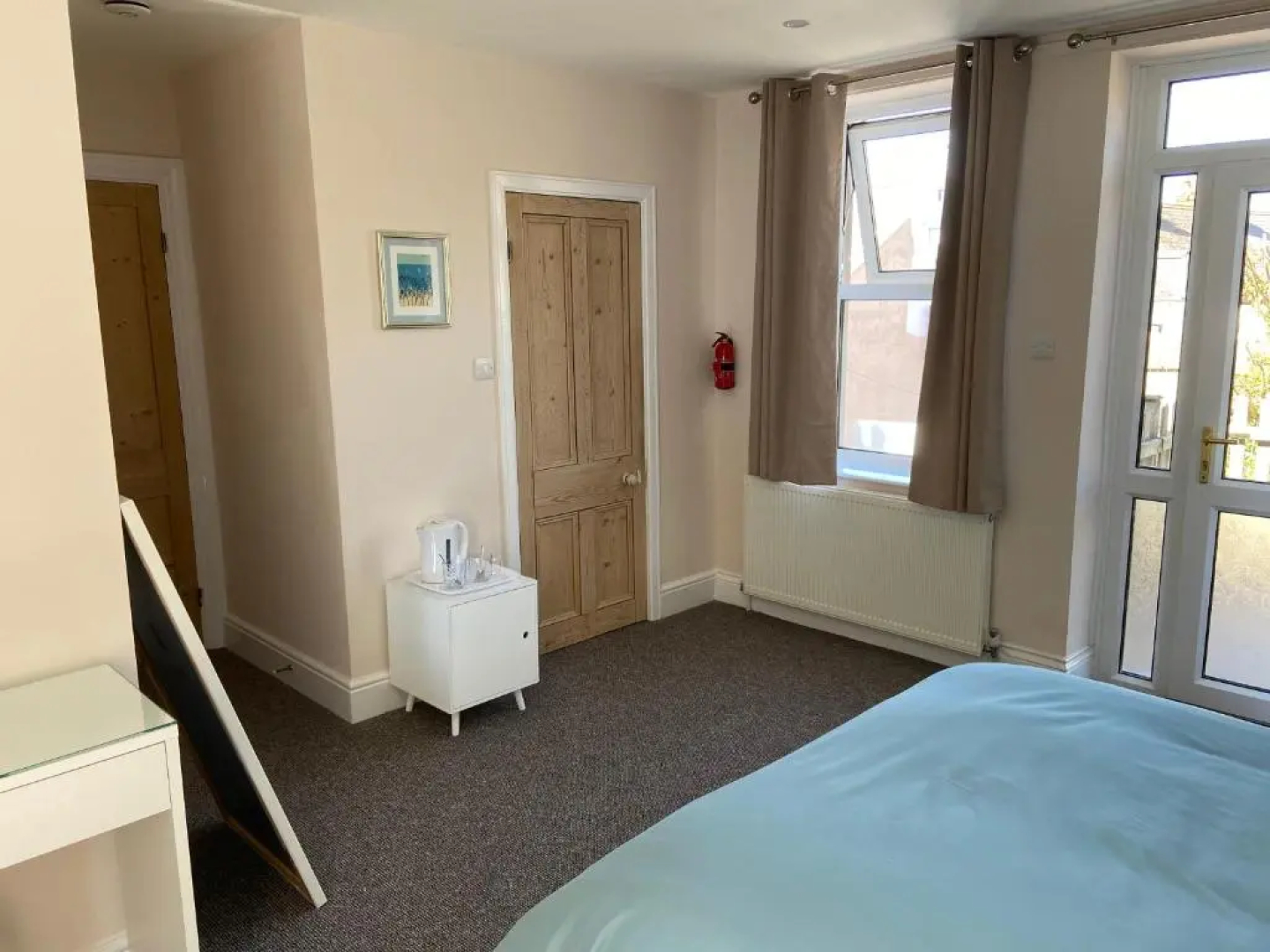 Homewood Airbnb, Combe Martin, Devon - 300m to the Beach!