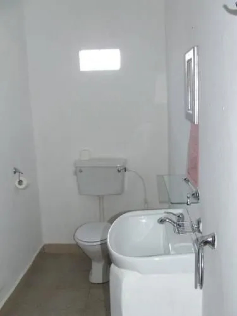 The Gunjur Project Lodge