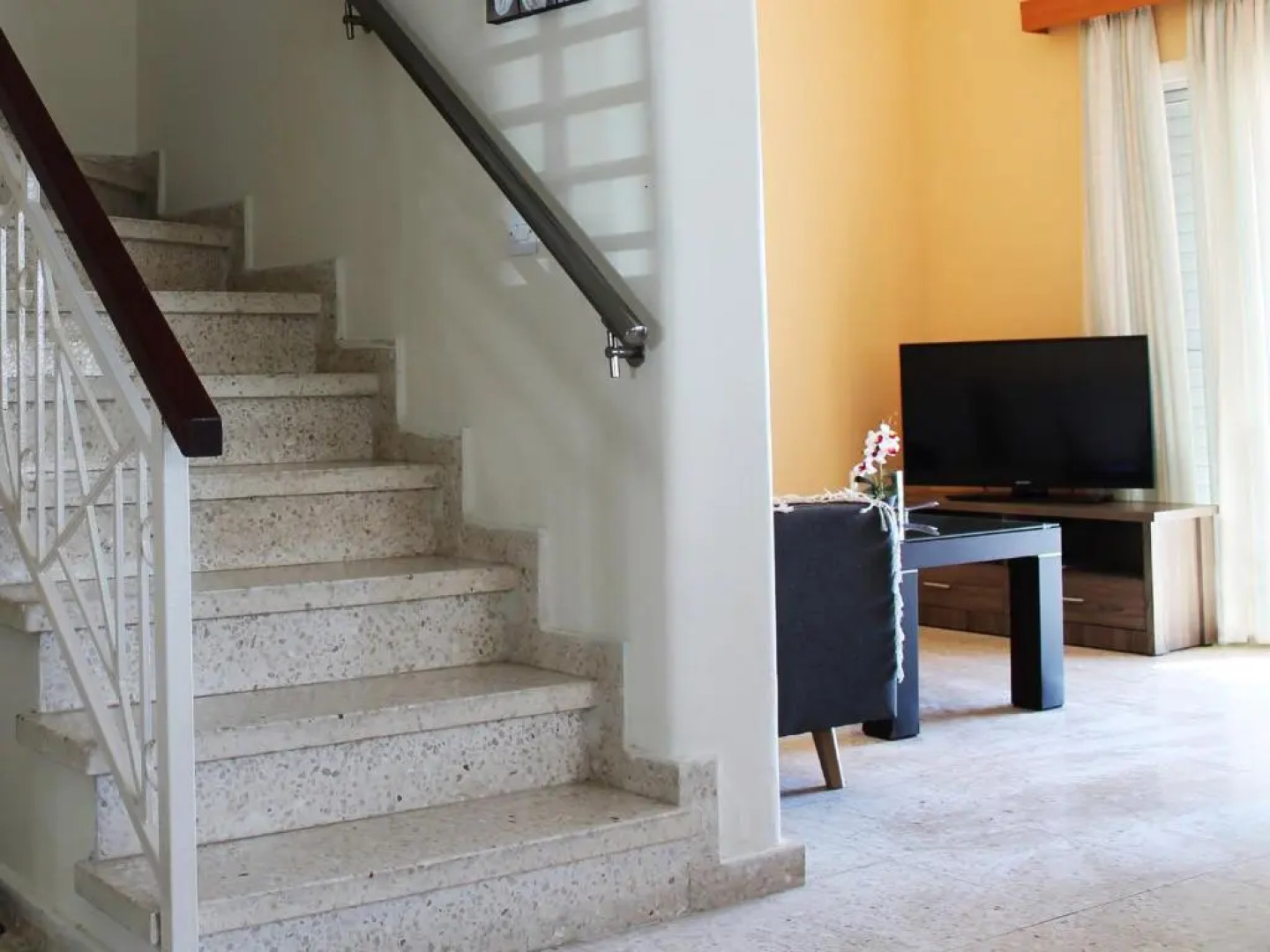 Panorama Beach House, 5 meters to the sea