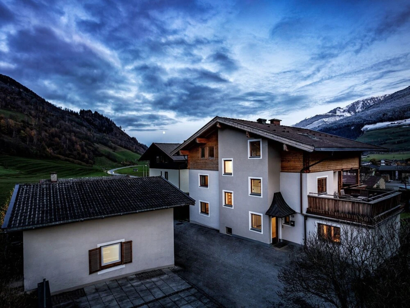 Alpine View Apartments