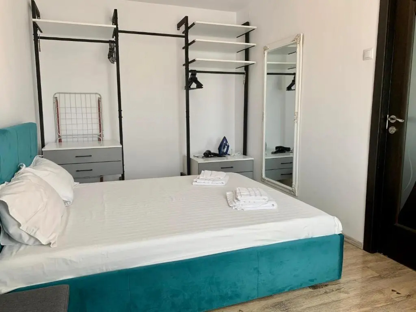 Nosen Asime Apartment