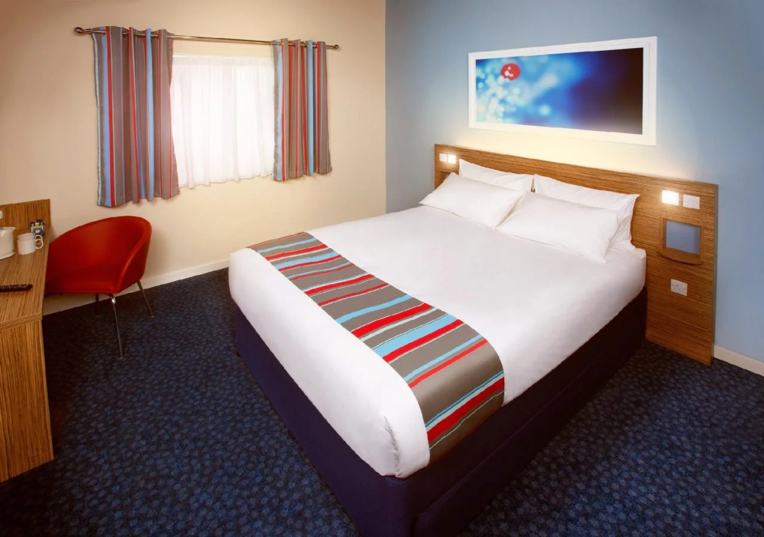 Travelodge Cardiff M4
