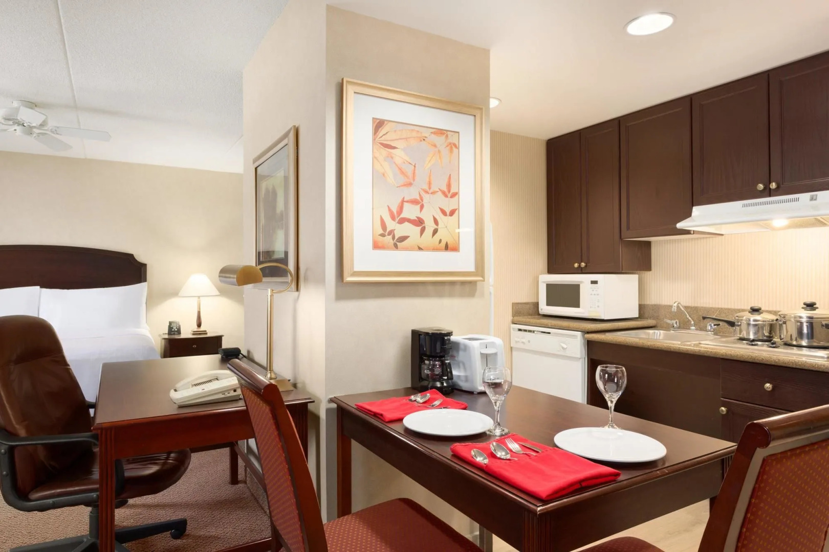 Homewood Suites by Hilton Toronto Oakville