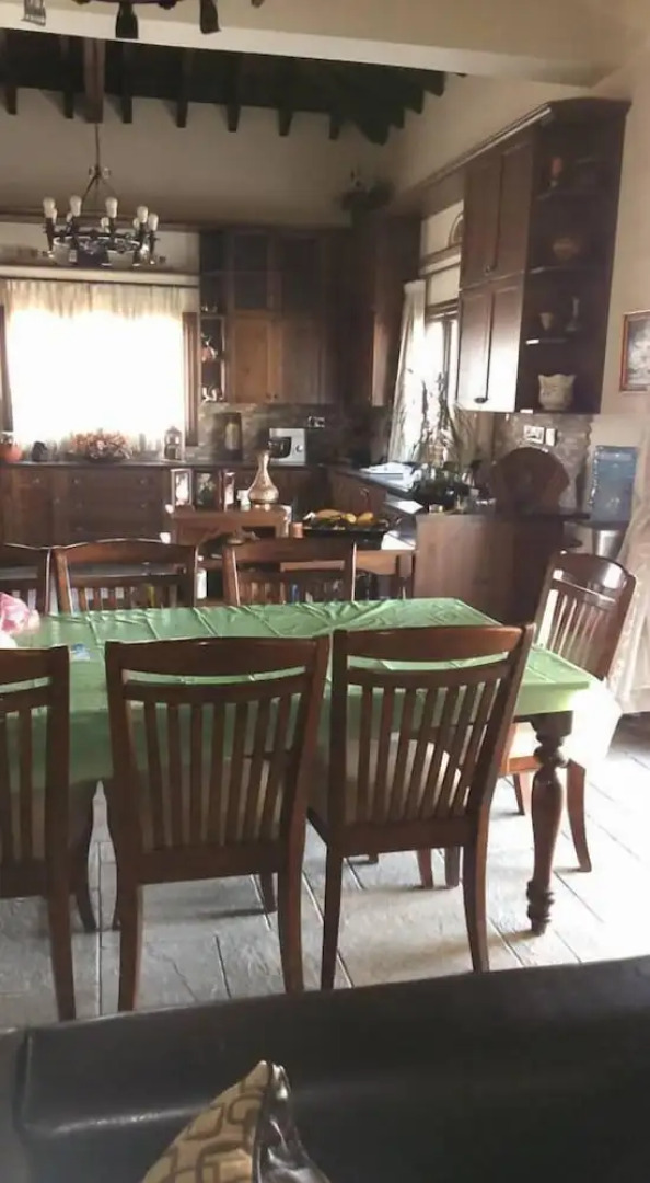 De Michanna Properties