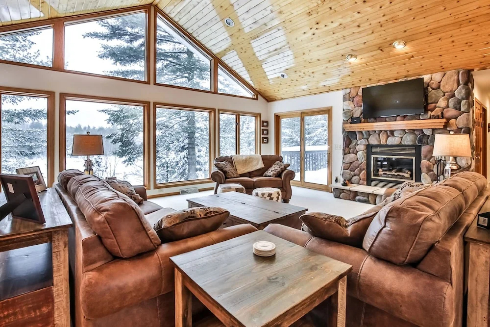 WhiteWoods Cove - 4 Br Home