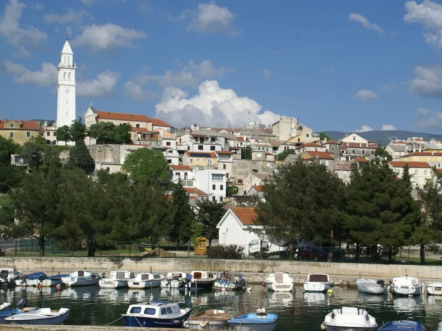 Cozy Apartment in Novi Vinodolski With a Swimming Pool