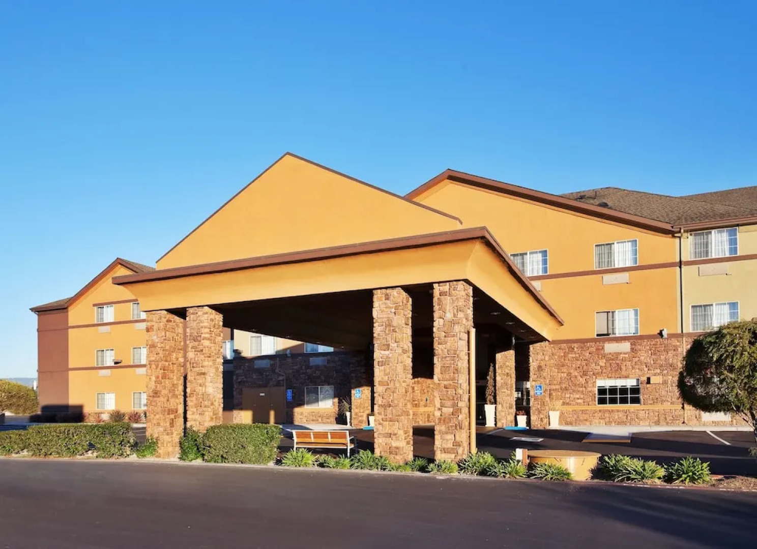 Holiday Inn Express Watsonville