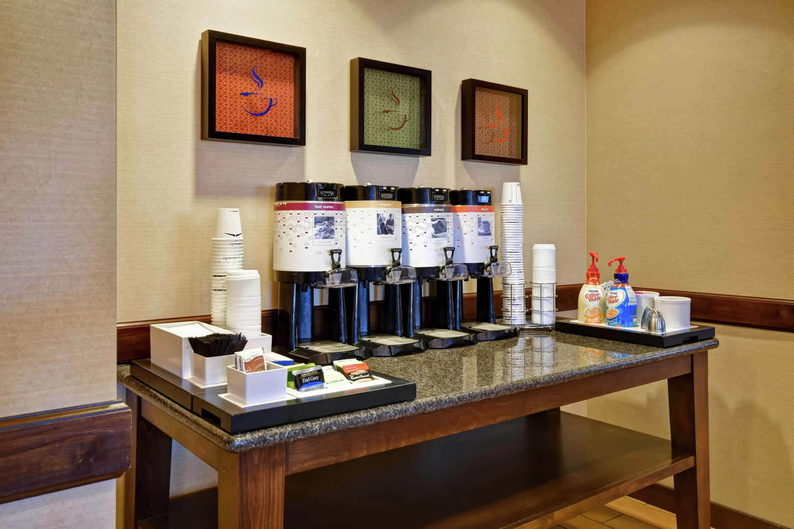 Hampton Inn & Suites Folsom