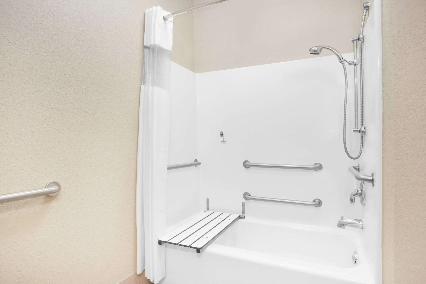 Baymont by Wyndham Crestview