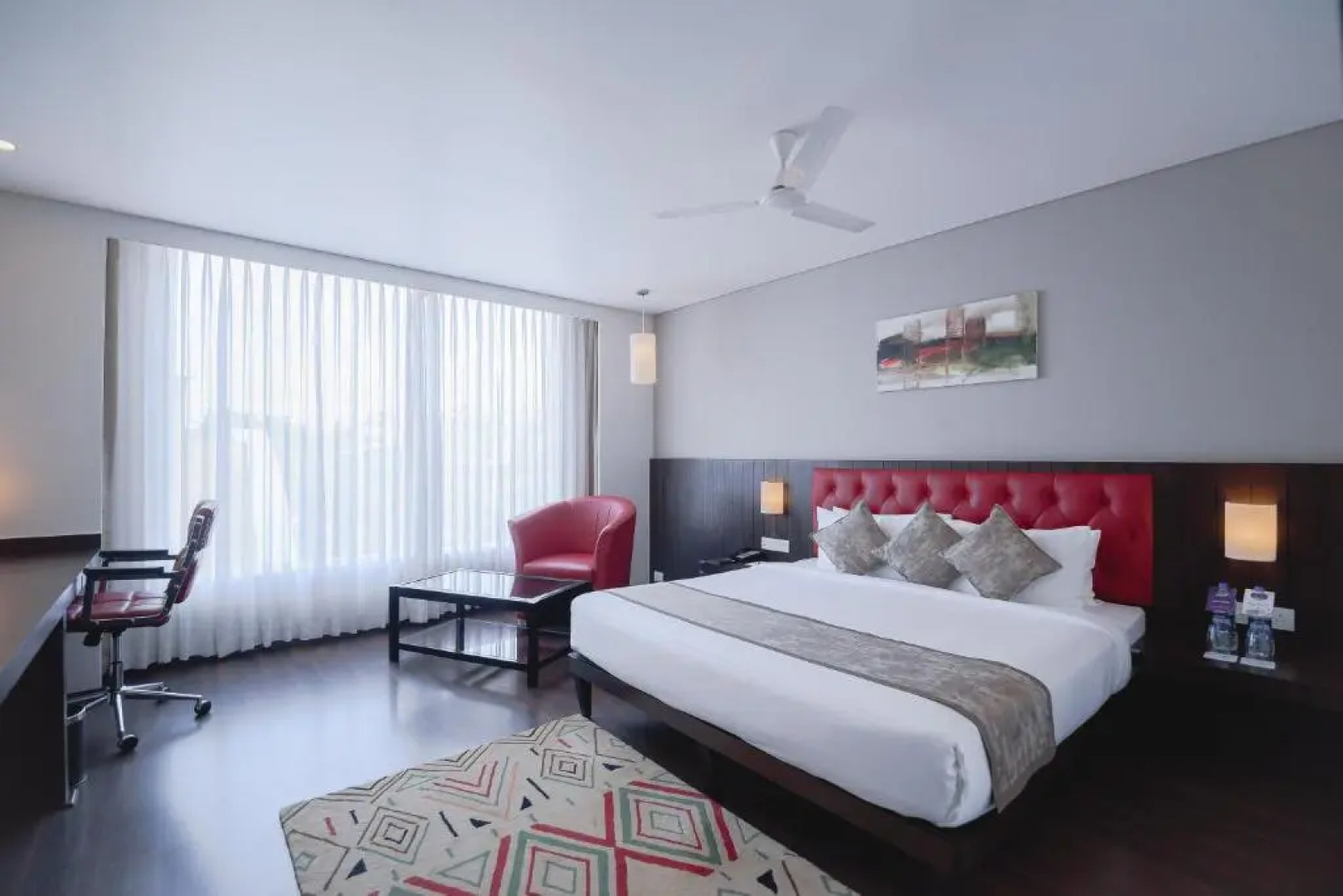 Phlox Hotel Hubli