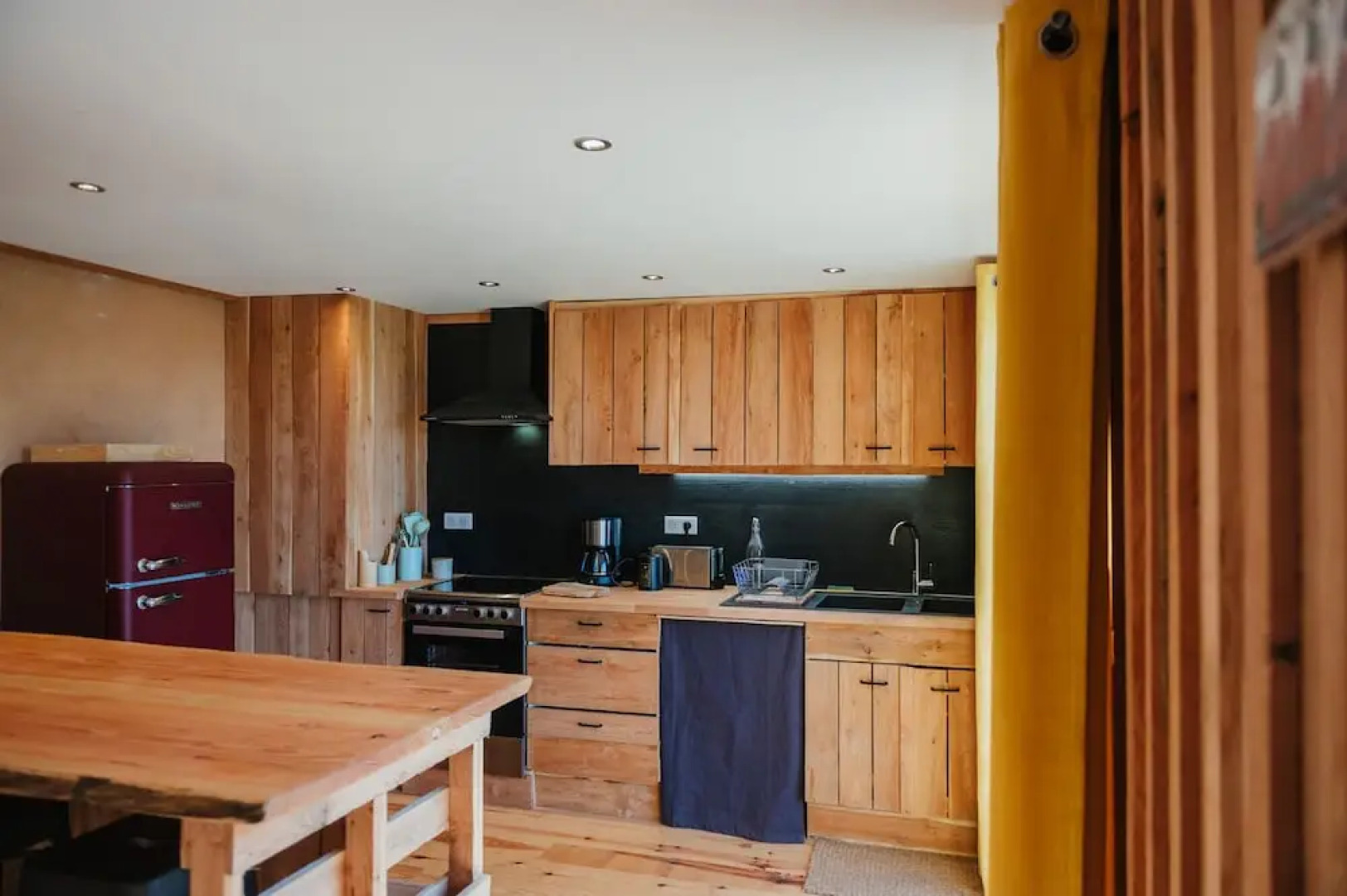 La Petite Maison Basse Corréo