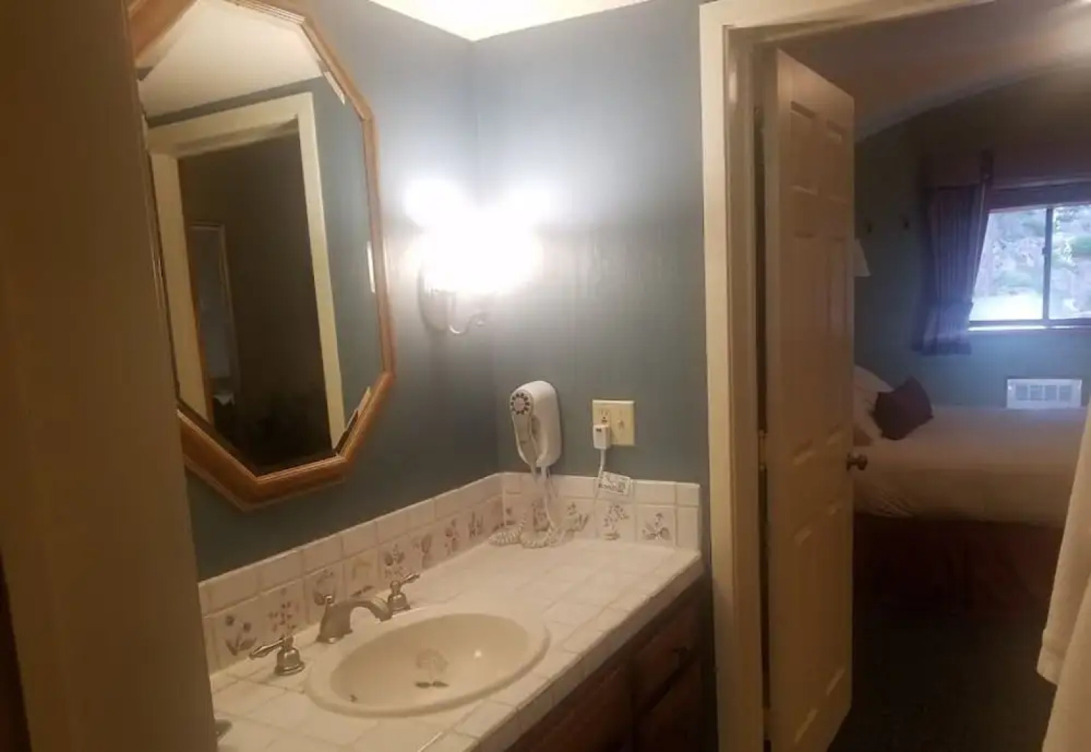 GetAways at Olympic Village Inn