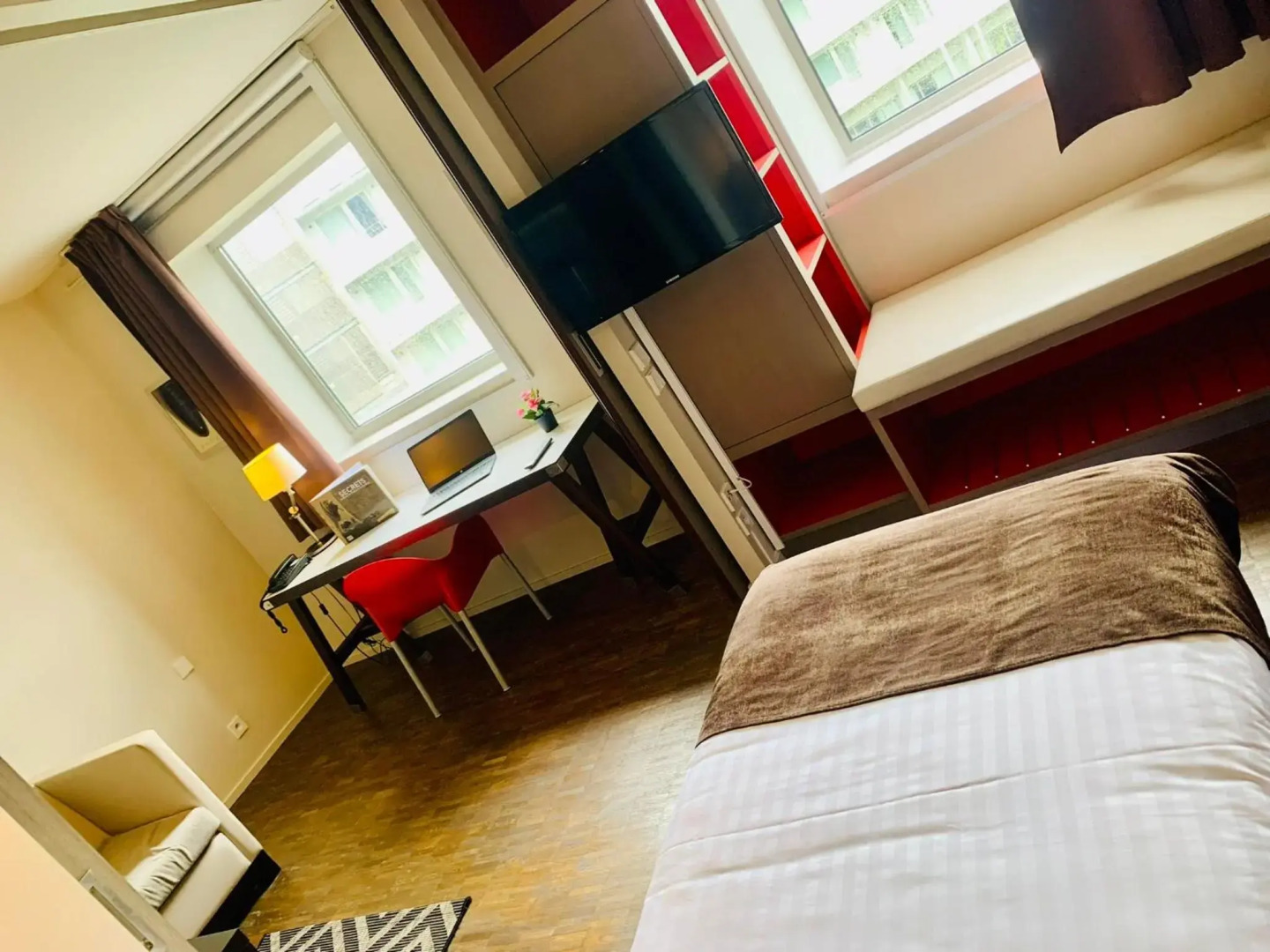 Standing Hotel Suites