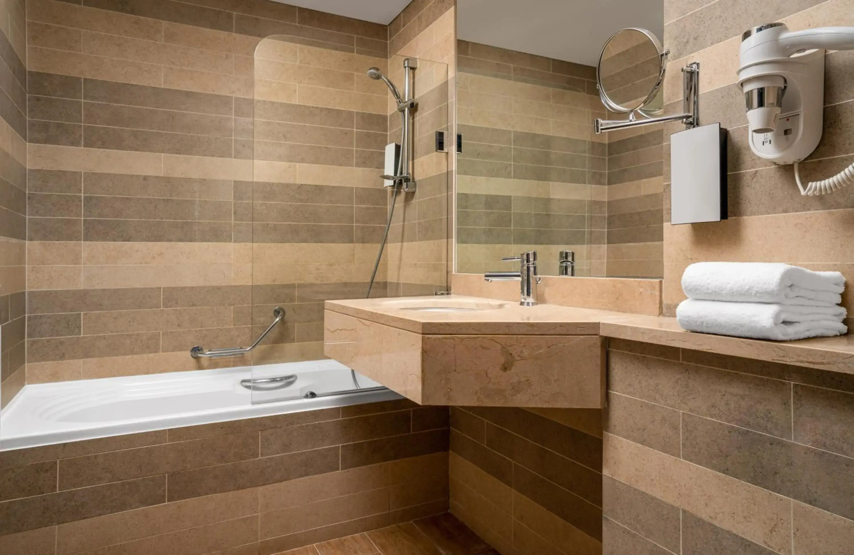 Leonardo Bucharest City Center