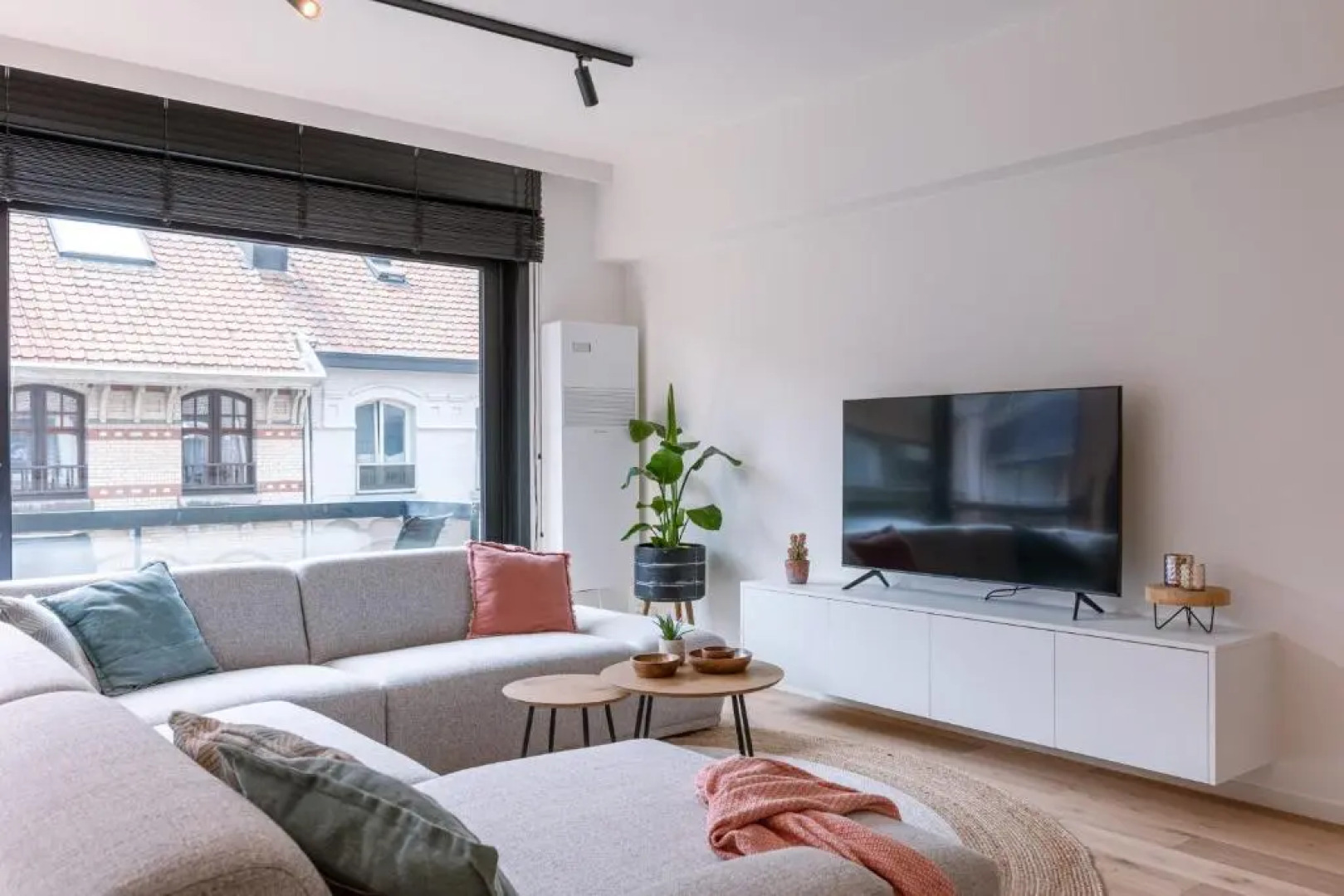 Stunning fully renovated apartment in Knokke-heist for 6 persons