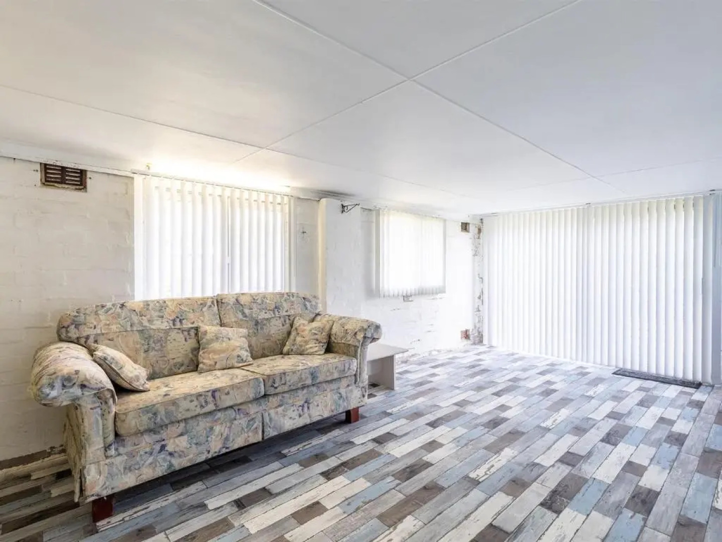 Golden Sands 2 Short Street