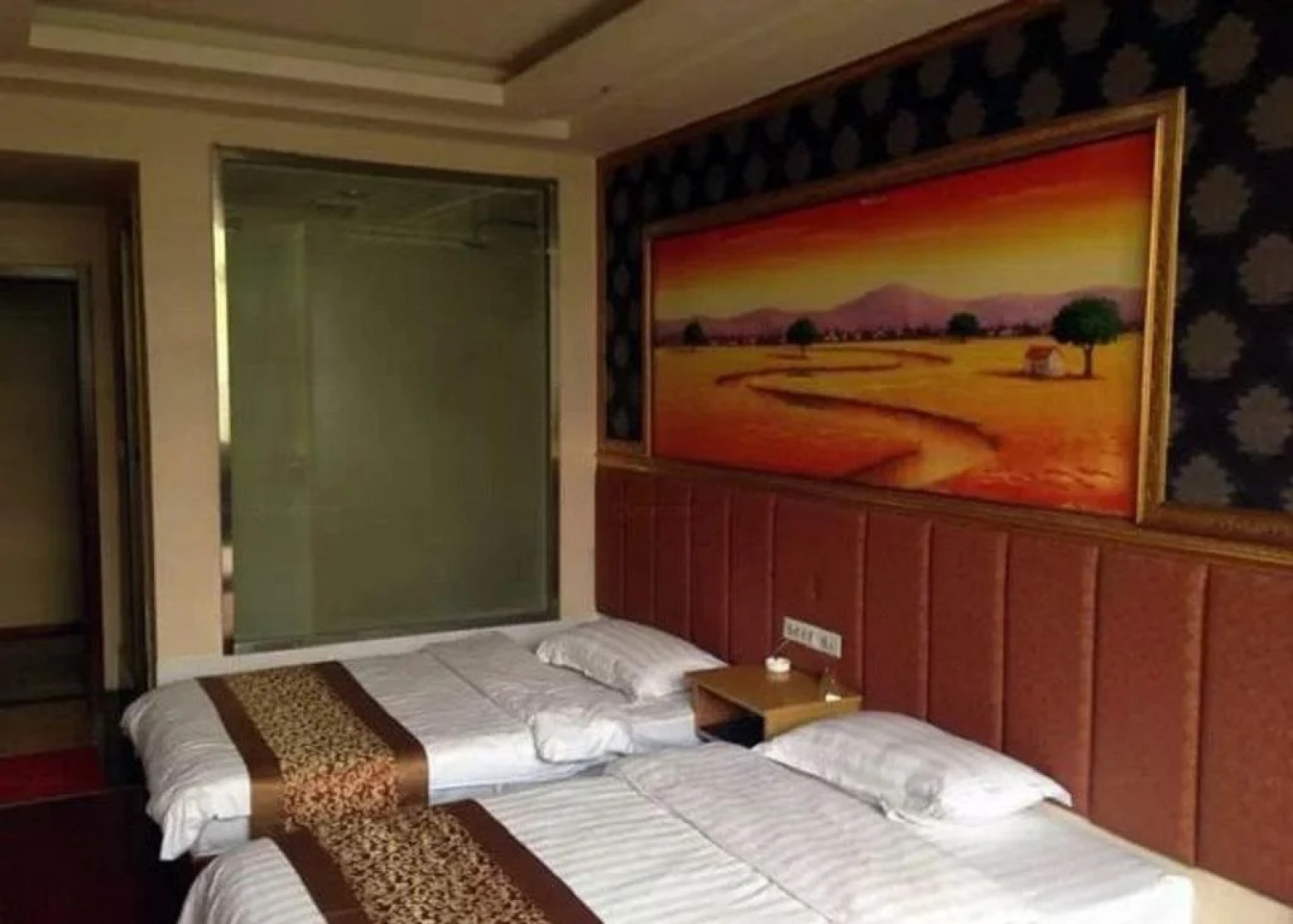 Penghai Business Inn