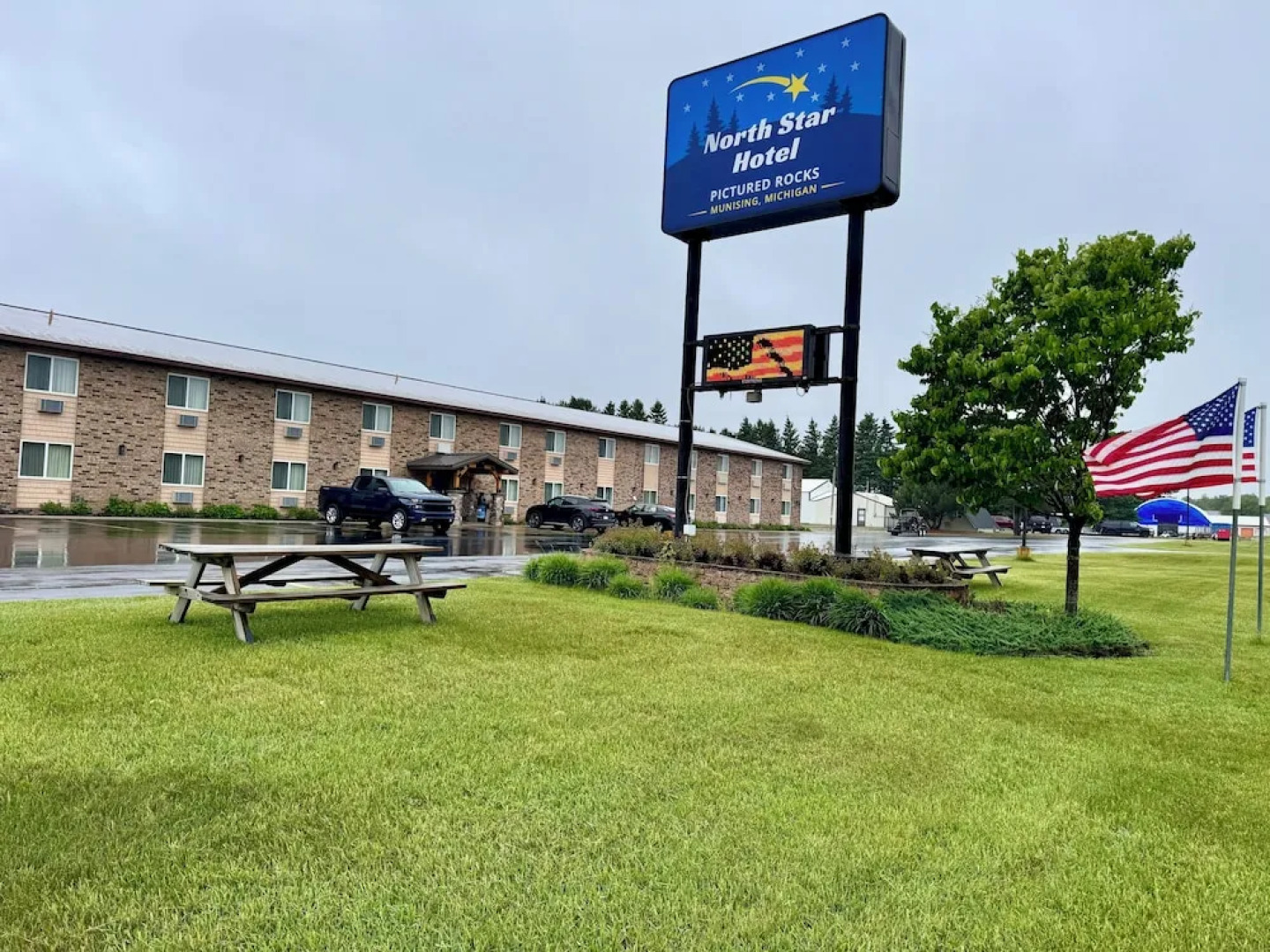 North Star Hotel Pictured Rocks