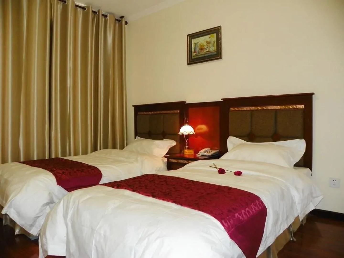 Petroleum Apartment Hotel Xining