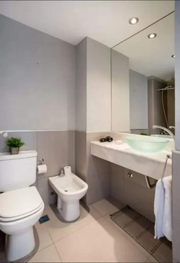 BA Hollywood Apartments