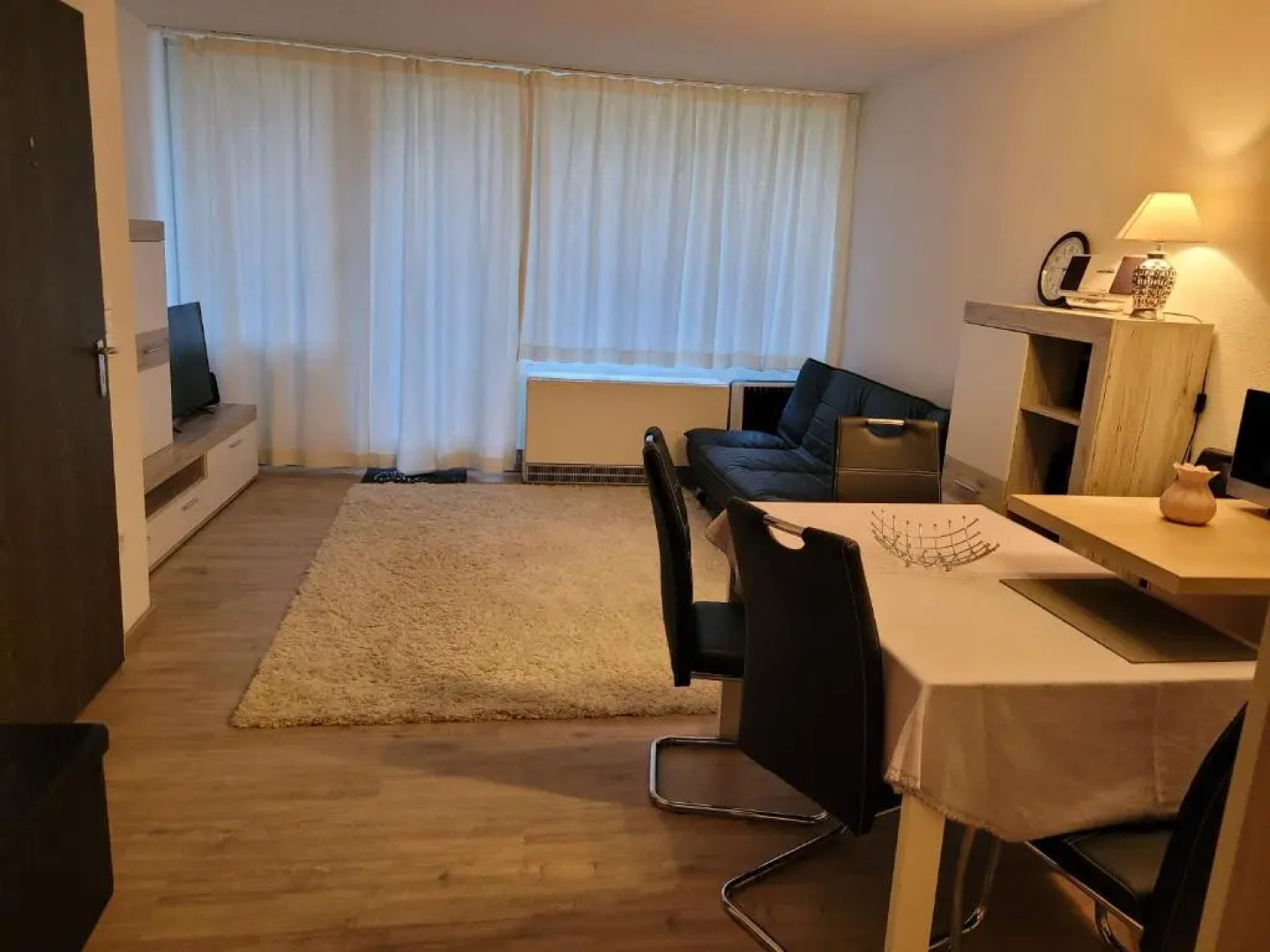 Ryan Apartament mit Netflix