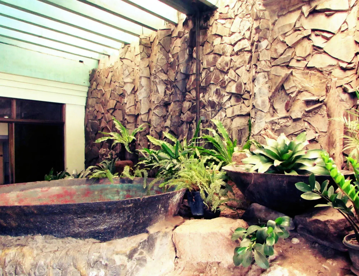 Regatta Residence Hotel