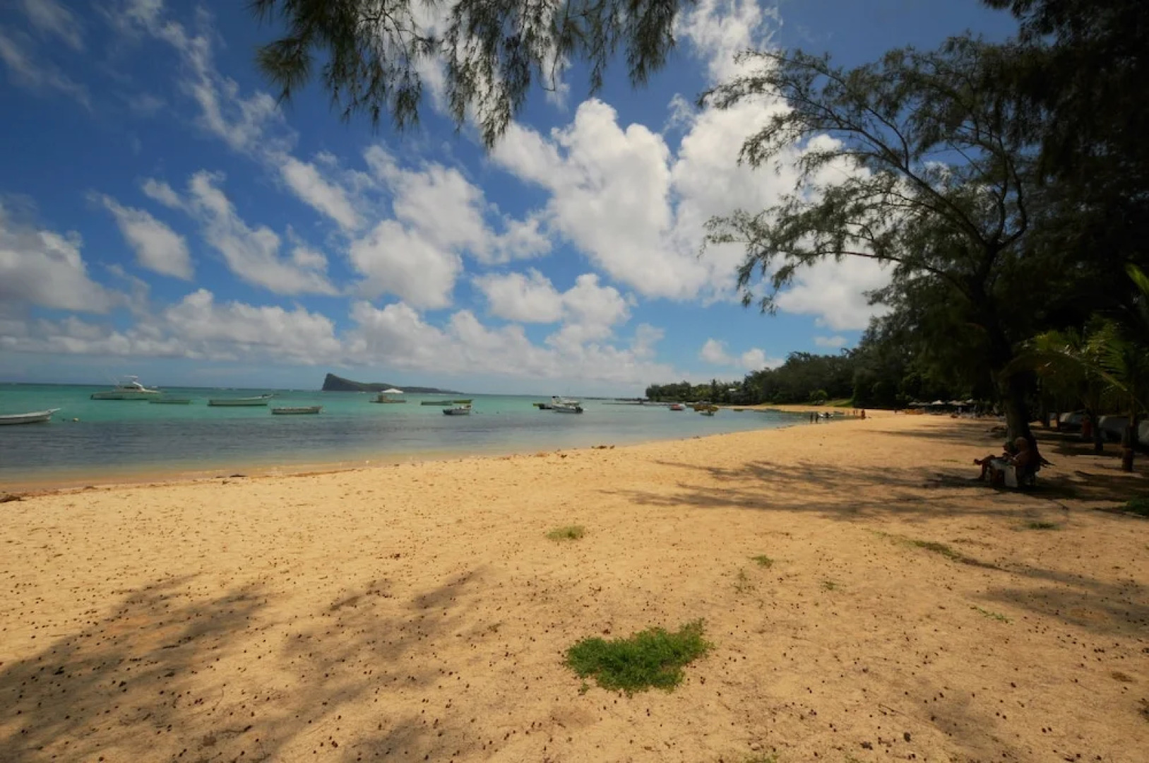 LES Condos in Beautiful Complex With Pool, Near the Beach