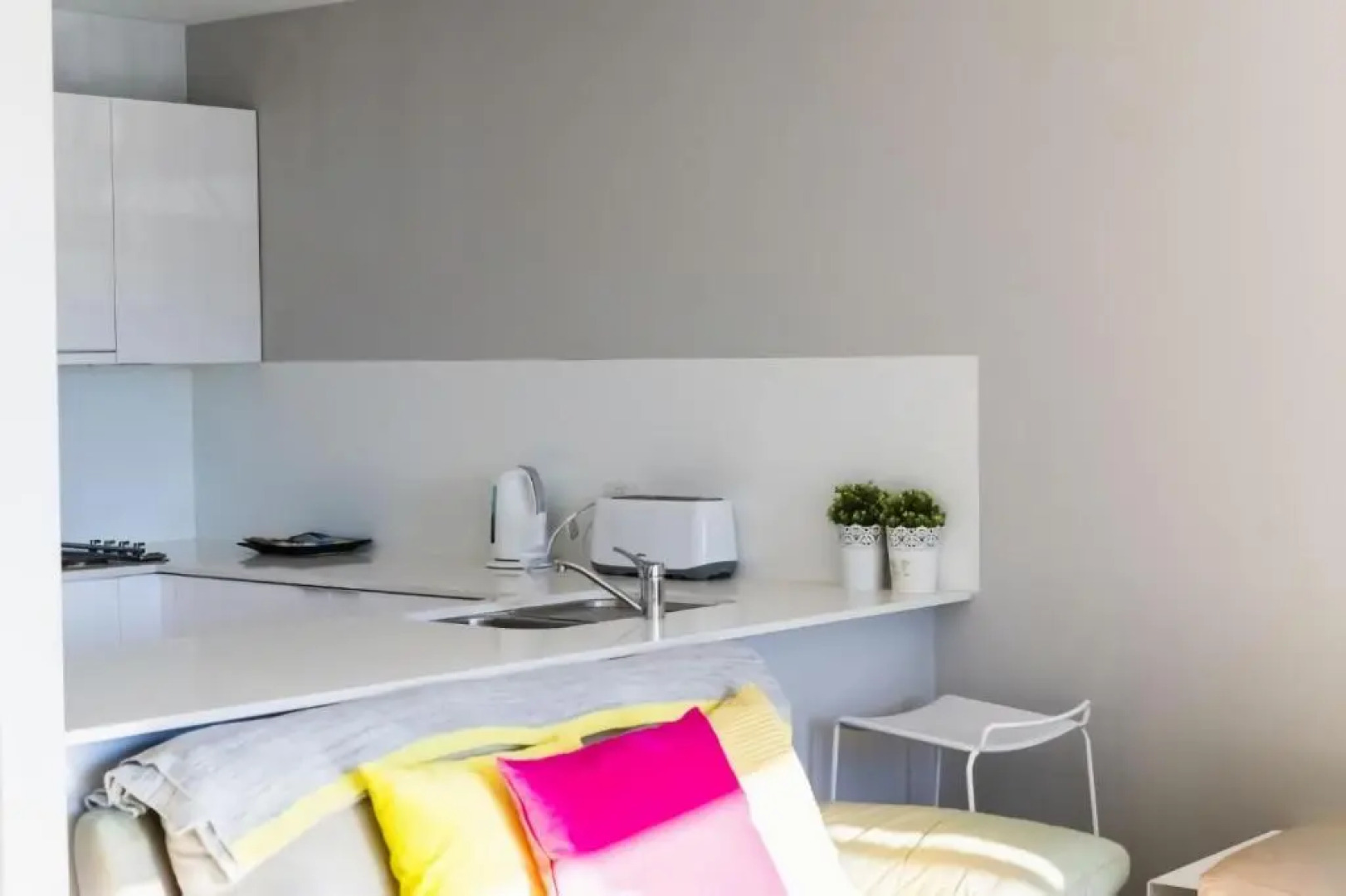 Accommodate Canberra - Griffin Kingston Central Apartments