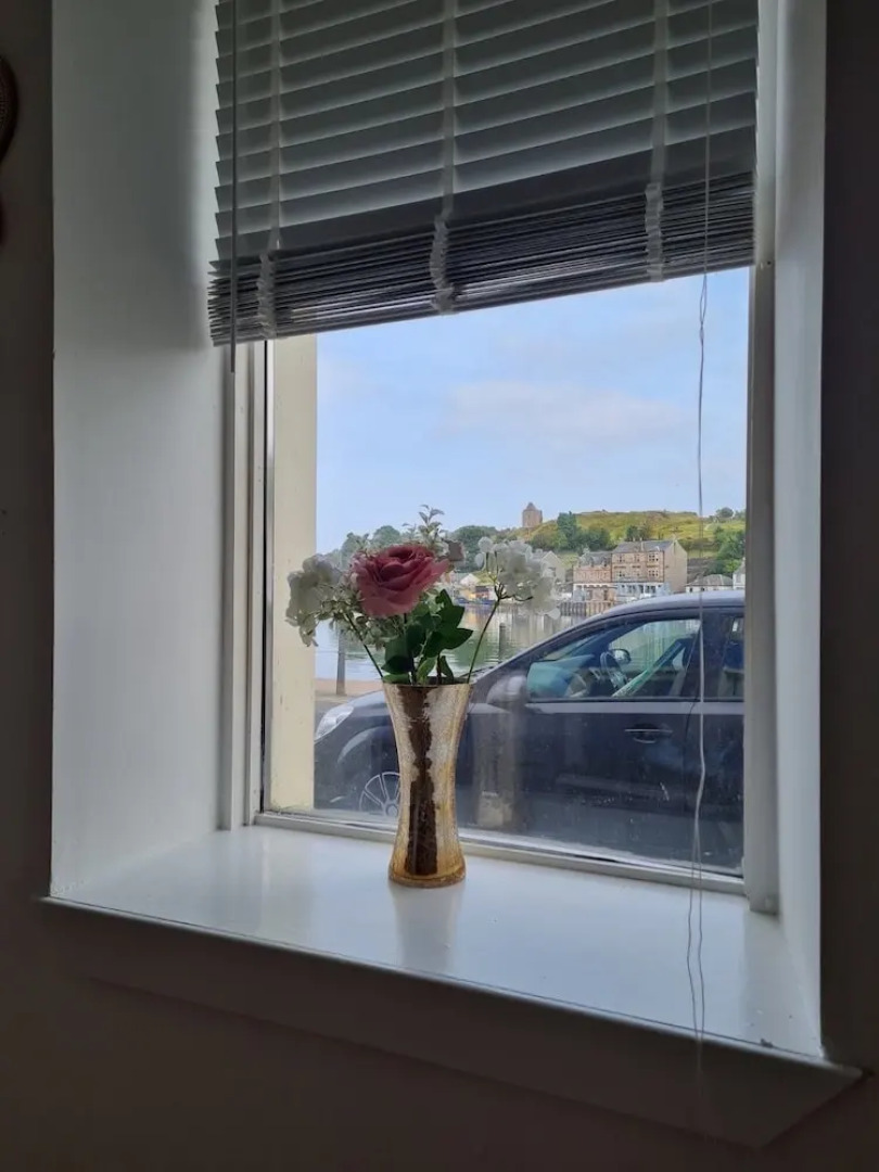 Penlea 1-bed Flat With Harbour View in Tarbert