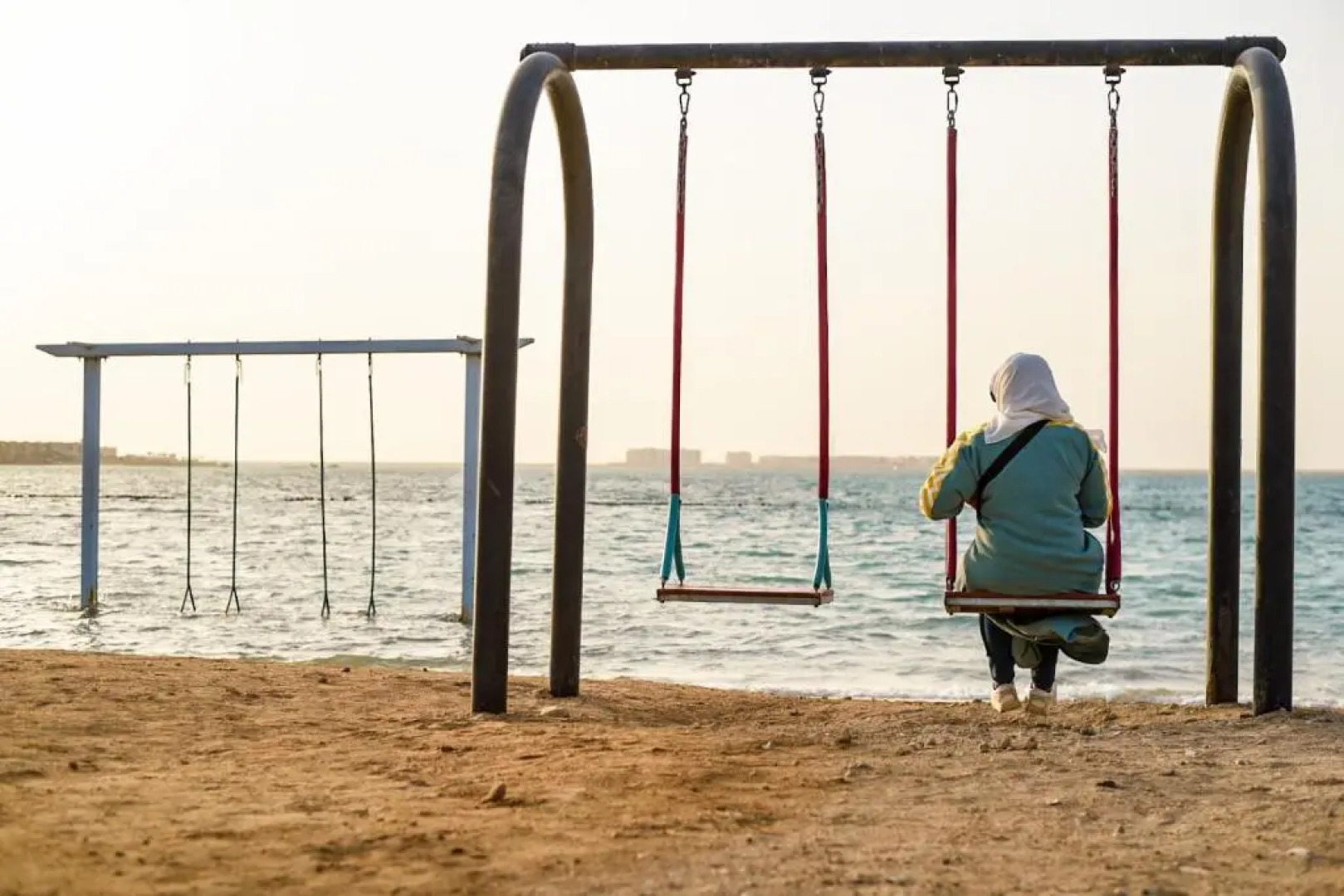 Hotel & Resort Golden Marina Yanbu  فندق ومنتجع جولدن مارينا ينبع إدارة وتشغيل شركة منتجع المرسى الذهبي