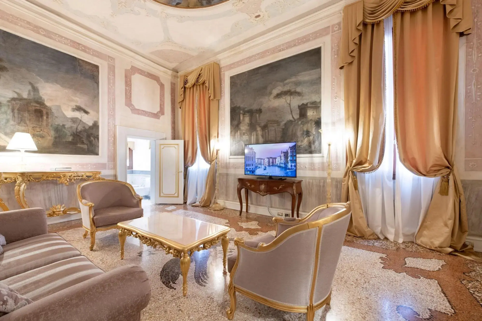 Cà Bonfadini Historic Experience Hotel Venice